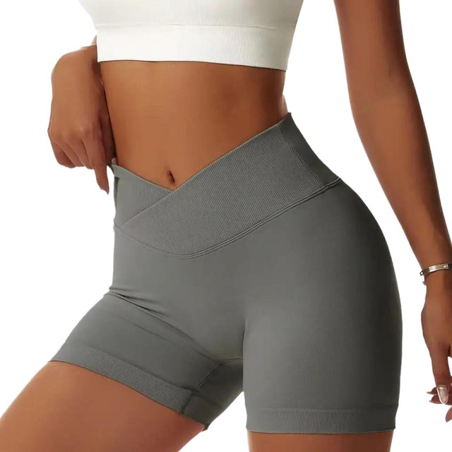 Endurance Seamless V-Shape Scrunch-Butt Shorts